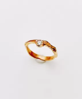 Ring 18k gold with diamond I